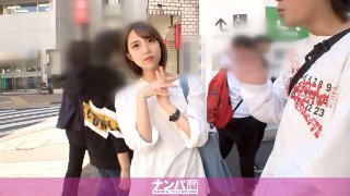 マジ軟派、初撮。 1422 人通りの少ない板橋で見つけたのは…ショートパンツにショートヘアのアクティブ系JD！「学校の単位がヤバい！！」急ぐ彼女を引き止めて、ホテルへ連れ込みエッチなイタズラを敢行！恥ずかしがる彼女の目の前に勃起チ●ポを見せてみた結果…！？ MGS