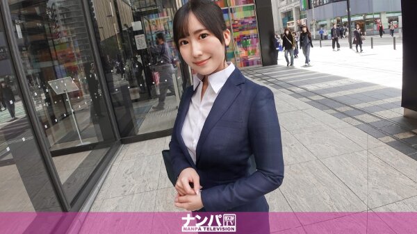 Seriously soft, first shot. 2080 I&apos;ll work hard from today! Are you excited about the big butt of a newly graduated office lady who is clenching her fists? ! Pick up a charming new member of society in Ikebukuro who still has the look of a student who is still