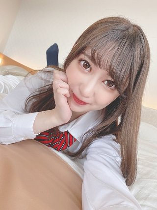 エロいカラダにGカップおっぱいがぷるぷる女子○生 れんかちゃん