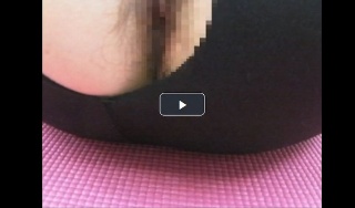 Yoga class voyeurism Embarrassing girl whose spats cut off her buttocks and showed her anus 6