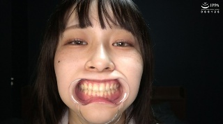 &quot;Popular actress Suzune Kiritani&apos;s extremely rare observation of her mouth, teeth, and tongue!&quot; Suzune Kiritani