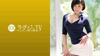 ラグジュTV 1118 オイルで光る豊満な女体で興奮を誘い、美尻の割れ目に肉棒を挟み扱く尻コキや、涎を絡ませ男根を味わうフェラなど、激しく男を責め立てる淫乱ぷり。その姿に、普段の麗しき英会話講師の面影は無い…。 MGS