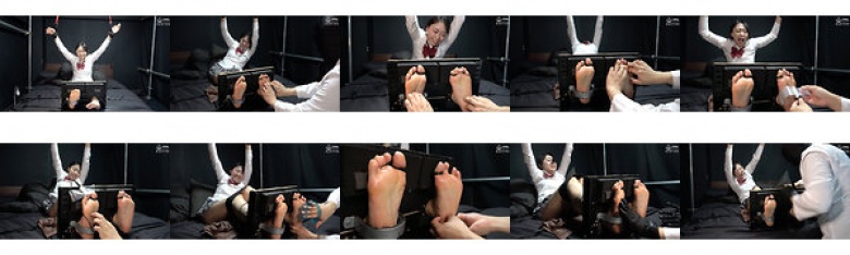 "I tried tickling the big soles of a modern beauty with shackles!" WAKA-039 Yuyu Esumi 4:SampleImage