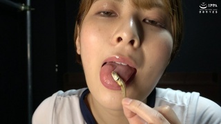 [Giant Woman &amp; Mouth] &quot;Popular actress Satsuki Toyooka&apos;s giant woman&apos;s teeth and throat observed as she licks her tongue and chews!!!&quot;